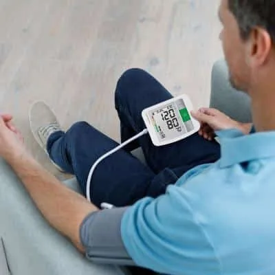 قياس ضغط الدم بشكل صحيح Measuring Blood Pressure Correctly: A Complete Guide